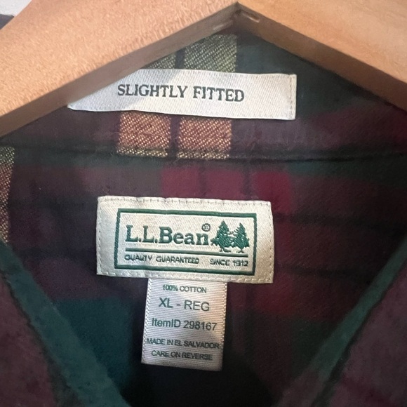 L.L. Bean Scotch Plaid Flannel Shirt 228061 Men's XL Slightly Fitted Brand New - Picture 3 of 7